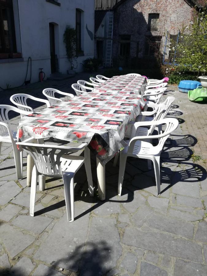 B And B Comme Chez Soi La Hestre Экстерьер фото